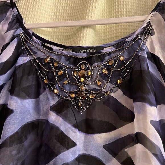 Ladies top - Picture 2 of 5